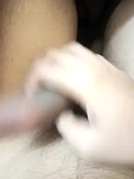 Snapshot of Bustboyx8 chatting on 10/31/25, 07:31 Bustboyx8 online show from 10/31/25, 07:31