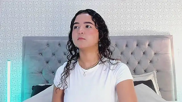 Snapshot of Evaa_Lunna_ chatting on 05/09/26, 08:03 Evaa Lunna online show from 05/09/26, 08:03