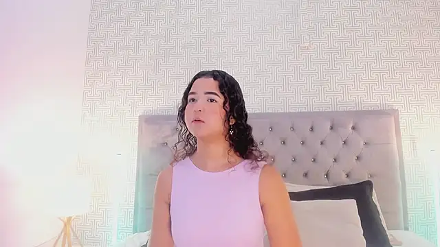 Snapshot of Evaa_Lunna_ chatting on 05/11/26, 08:39 Evaa Lunna online show from 05/11/26, 08:39