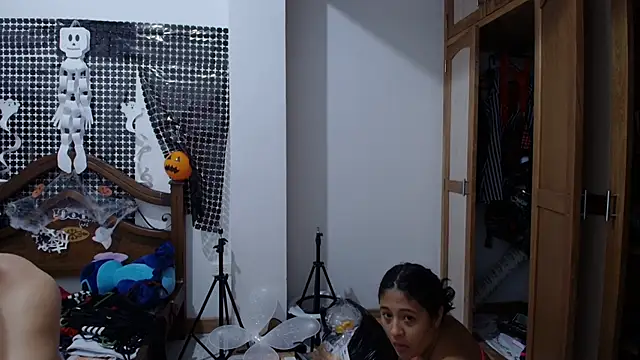 Snapshot of Aria_Arthur chatting on 11/02/25, 12:51 Aria Arthur online show from 11/02/25, 12:51