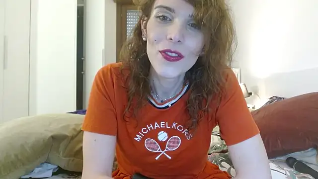 Snapshot of refem9 chatting on 09/21/25, 03:13 refem9 online show from 09/21/25, 03:13