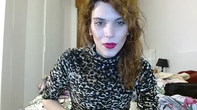 Snapshot of refem9 chatting on 10/03/25, 03:42 refem9 online show from 10/03/25, 03:42