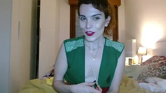 Snapshot of refem9 chatting on 10/05/25, 04:16 refem9 online show from 10/05/25, 04:16