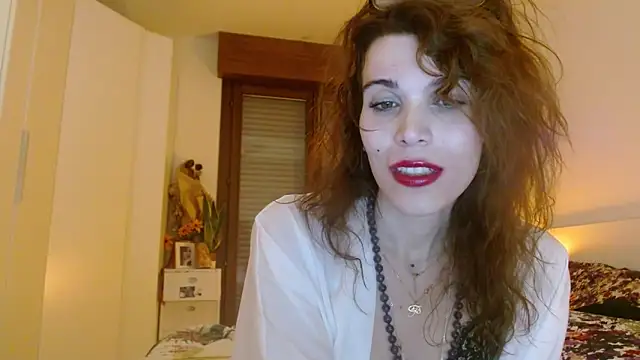 Snapshot of refem9 chatting on 10/26/25, 07:09 refem9 online show from 10/26/25, 07:09