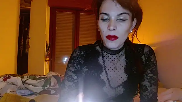 Snapshot of refem9 chatting on 11/21/25, 08:07 refem9 online show from 11/21/25, 08:07