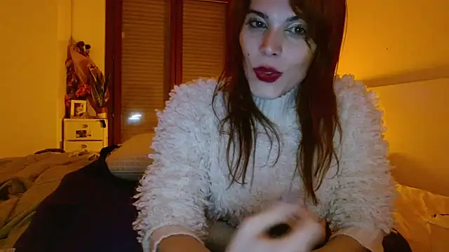 Snapshot of refem9 chatting on 11/25/25, 06:08 refem9 online show from 11/25/25, 06:08