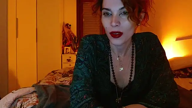 Snapshot of refem9 chatting on 11/29/25, 09:40 refem9 online show from 11/29/25, 09:40