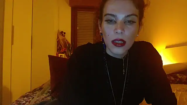 Snapshot of refem9 chatting on 12/01/25, 06:24 refem9 online show from 12/01/25, 06:24