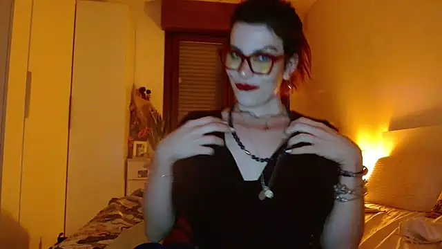 refem9 online show from 12/18/25, 07:20