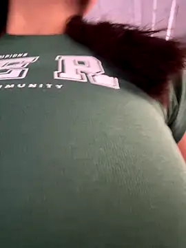 Ninazhang online show from 09/28/25, 01:44