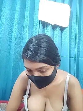 Snapshot of Tamanna490 chatting on 10/15/25, 05:13 Tamanna490 online show from 10/15/25, 05:13