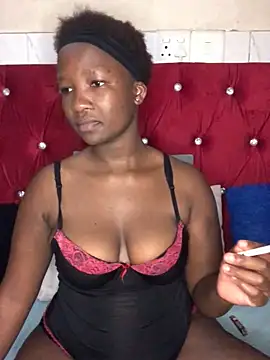 Snapshot of MissREAHx chatting on 10/09/25, 07:34 MissREAHx online show from 10/09/25, 07:34