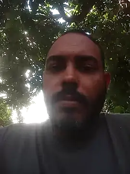 Snapshot of jfgustavo001 chatting on 03/25/26, 03:29 jfgustavo001 online show from 03/25/26, 03:29