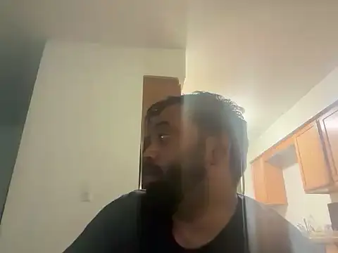 Snapshot of gogone2025 chatting on 11/09/25, 05:06 gogone2025 online show from 11/09/25, 05:06