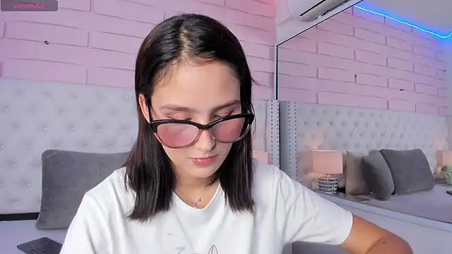 Snapshot of abby-joule chatting on 11/12/25, 03:34 abby-joule online show from 11/12/25, 03:34