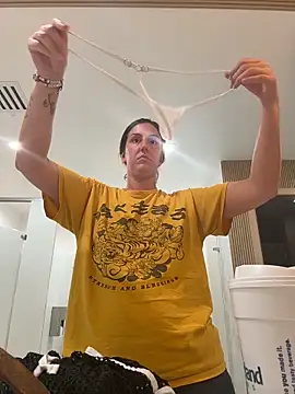 sweetsirenn online show from 11/08/25, 02:06