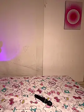 Snapshot of Becca_Johnson_u chatting on 10/14/25, 02:23 Becca Johnson u online show from 10/14/25, 02:23