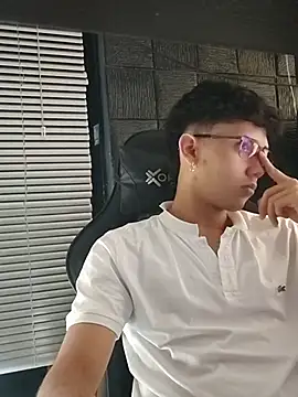 Snapshot of jacobs_shelby chatting on 09/09/25, 02:38 jacobs shelby online show from 09/09/25, 02:38