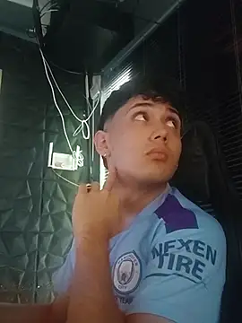 Snapshot of jacobs_shelby chatting on 09/19/25, 03:02 jacobs shelby online show from 09/19/25, 03:02