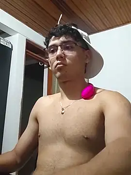 Snapshot of jacobs_shelby chatting on 11/20/25, 12:55 jacobs shelby online show from 11/20/25, 12:55