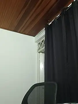 Snapshot of jacobs_shelby chatting on 11/20/25, 11:37 jacobs shelby online show from 11/20/25, 11:37