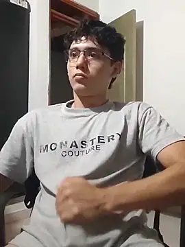 Snapshot of jacobs_shelby chatting on 12/14/25, 06:08 jacobs shelby online show from 12/14/25, 06:08