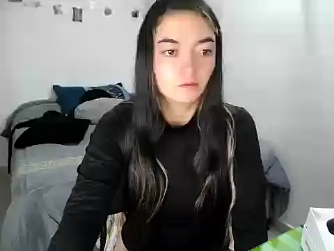 Snapshot of Came-II chatting on 10/30/25, 11:11 Came-II online show from 10/30/25, 11:11