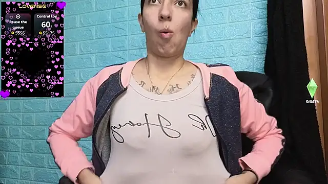 SALOME KORLAND online show from 10/01/25, 12:33