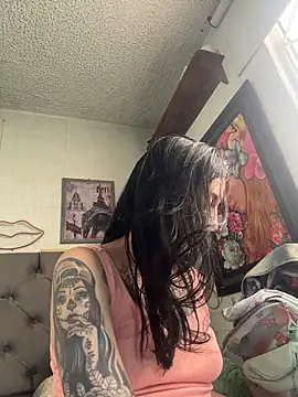 SALOME KORLAND online show from 10/18/25, 07:14