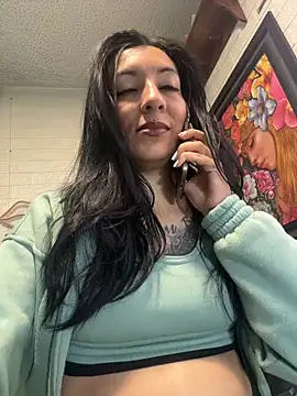 SALOME KORLAND online show from 11/12/25, 11:43