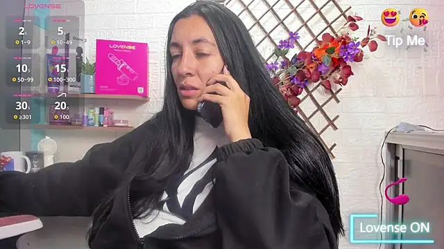 Snapshot of SALOME_KORLAND chatting on 06/20/26, 03:15 SALOME KORLAND online show from 06/20/26, 03:15