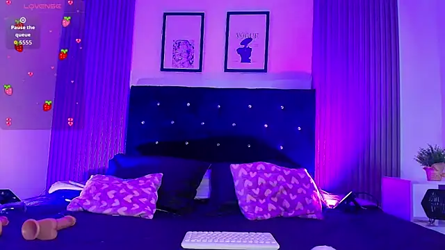 Snapshot of ashlycarteer chatting on 12/16/25, 06:57 ashlycarteer online show from 12/16/25, 06:57