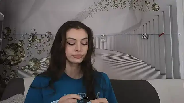 EvoletteLouLou online show from 09/22/25, 01:57