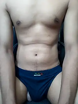 Snapshot of ChiseledCharm chatting on 09/23/25, 06:33 ChiseledCharm online show from 09/23/25, 06:33