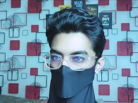 Snapshot of ChiseledCharm chatting on 10/08/25, 05:54 ChiseledCharm online show from 10/08/25, 05:54