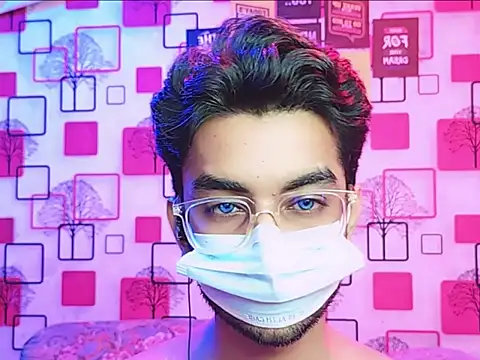 Snapshot of ChiseledCharm chatting on 10/10/25, 07:35 ChiseledCharm online show from 10/10/25, 07:35