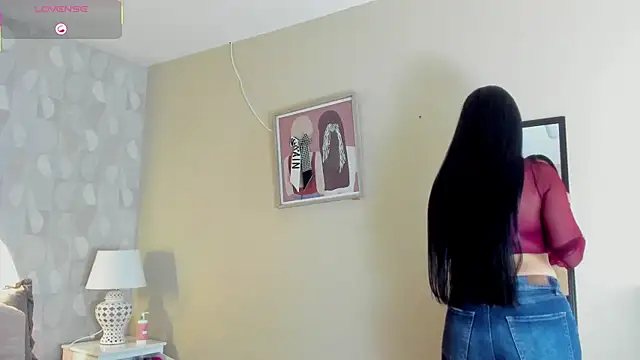 Snapshot of isabella_milf_ chatting on 10/11/25, 07:12 isabella milf  online show from 10/11/25, 07:12