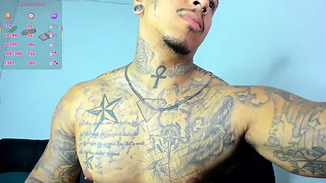 Snapshot of David_tatto1 chatting on 06/26/26, 02:16 David tatto1 online show from 06/26/26, 02:16