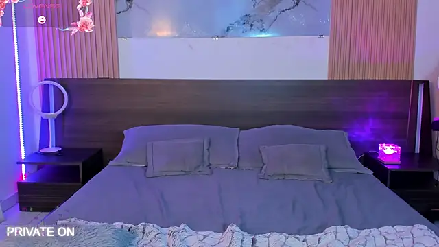 Snapshot of samanthaa_moon chatting on 10/23/25, 11:14 samanthaa moon online show from 10/23/25, 11:14