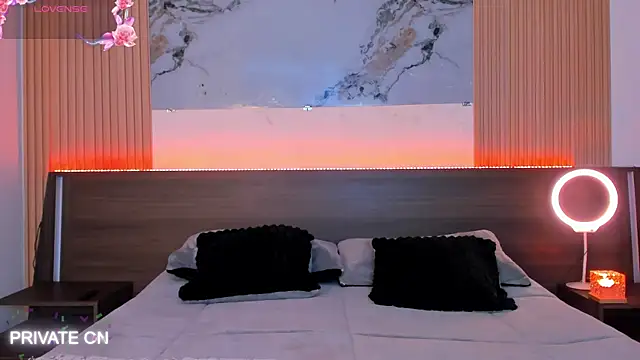 Snapshot of samanthaa_moon chatting on 03/25/26, 11:22 samanthaa moon online show from 03/25/26, 11:22