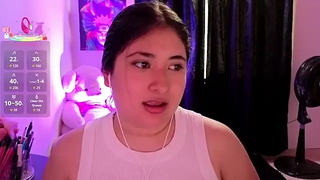 Snapshot of Gaby__Howards chatting on 10/14/25, 07:03 Gaby Howards online show from 10/14/25, 07:03