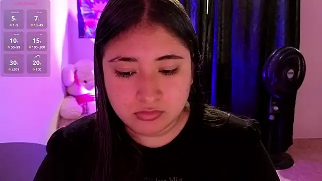 Snapshot of Gaby__Howards chatting on 10/18/25, 07:03 Gaby Howards online show from 10/18/25, 07:03