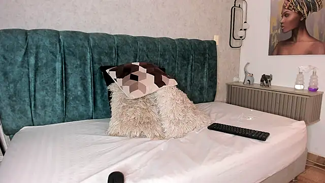 Diamond twink online show from 06/25/26, 01:48