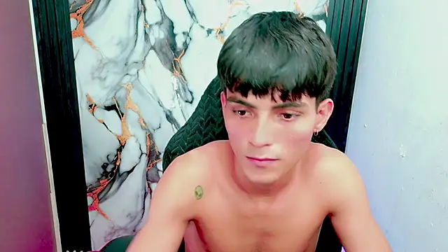 Thommy cute online show from 02/05/26, 08:02