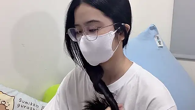 Snapshot of LHeart chatting on 04/11/26, 03:16 LHeart online show from 04/11/26, 03:16