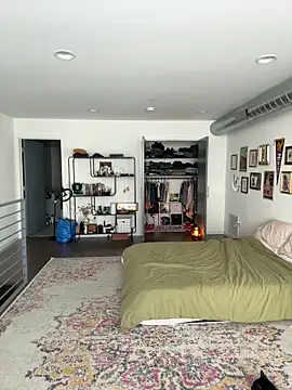 Snapshot of seeunexttuesday chatting on 10/06/25, 05:21 seeunexttuesday online show from 10/06/25, 05:21