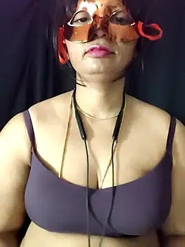 Snapshot of sesiteluguammayi chatting on 04/21/26, 02:04 sesiteluguammayi online show from 04/21/26, 02:04