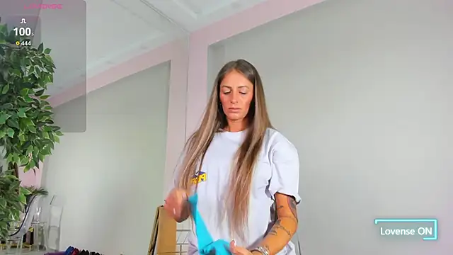 MayaHellen online show from 09/09/25, 04:56