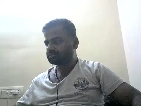 Snapshot of sree4143 chatting on 09/09/25, 05:01 sree4143 online show from 09/09/25, 05:01