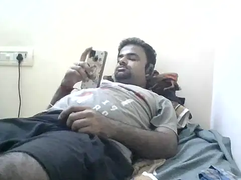 Snapshot of sree4143 chatting on 10/04/25, 03:54 sree4143 online show from 10/04/25, 03:54